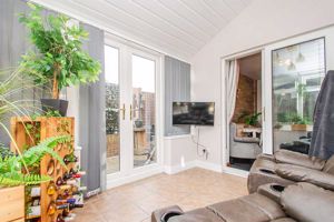 Photo 16- click for photo gallery